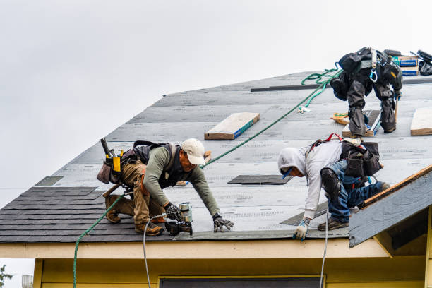 Professional Gutter Installation technician working in Toppenish, WA